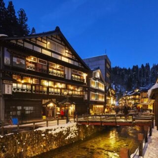 Jelajah Pesona Musim Dingin di Tohoku